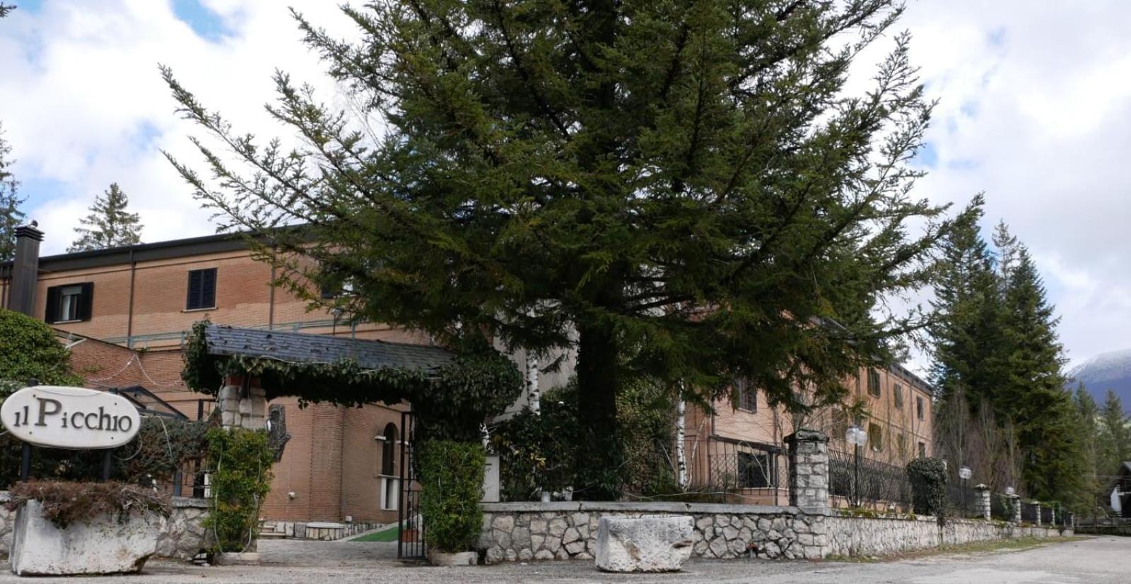 Lh Albergo Il Picchio เปสกัสเซโรลี ภายนอก รูปภาพ