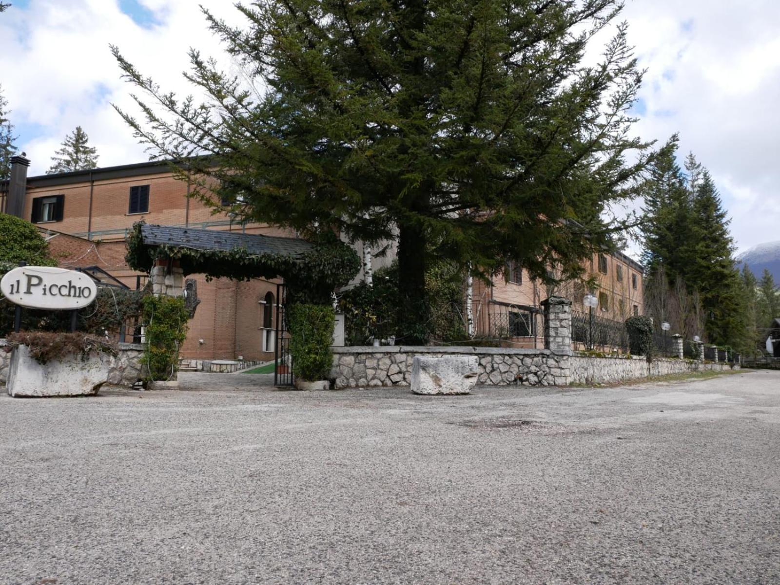Lh Albergo Il Picchio เปสกัสเซโรลี ภายนอก รูปภาพ