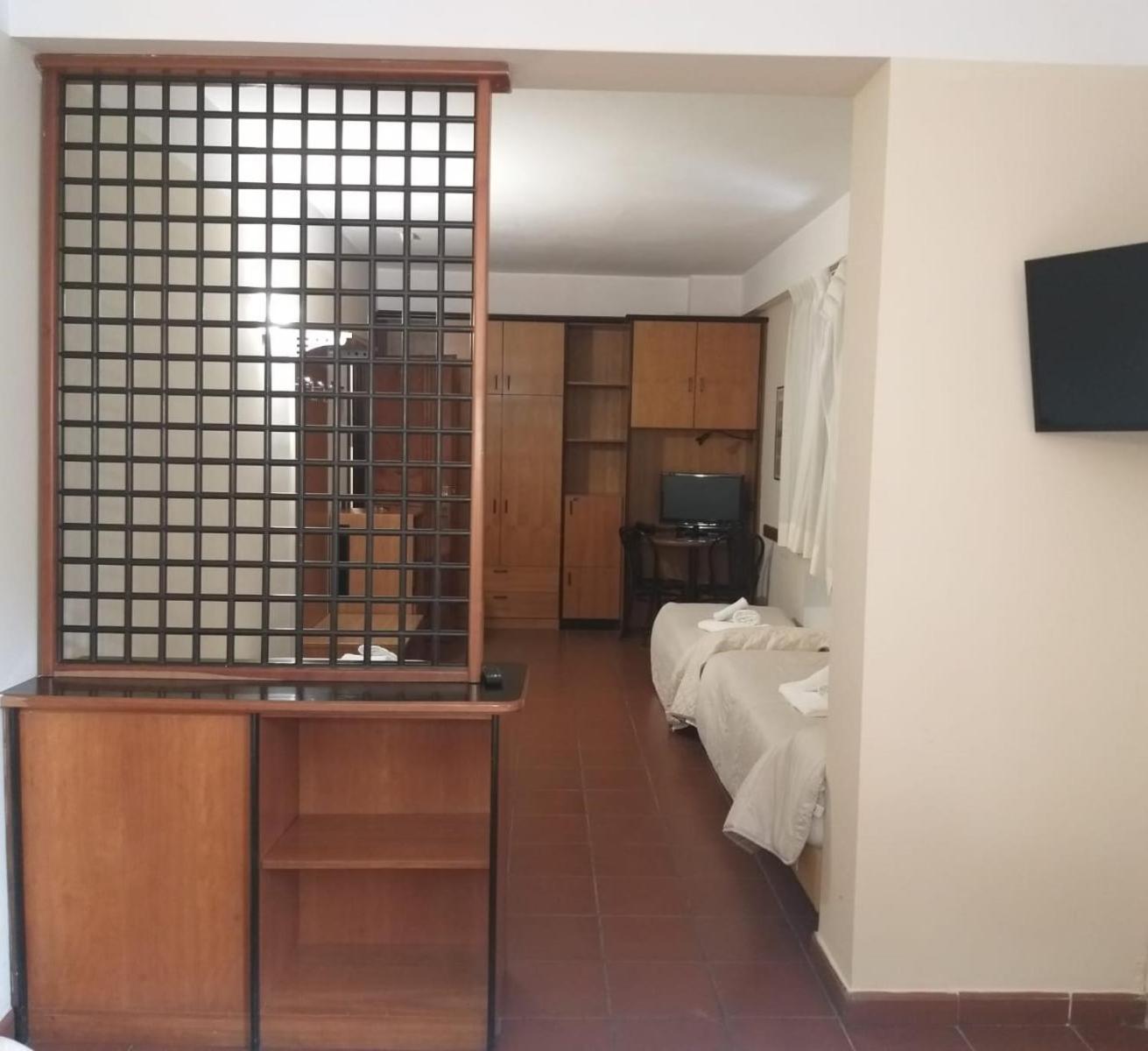 Lh Albergo Il Picchio เปสกัสเซโรลี ภายนอก รูปภาพ