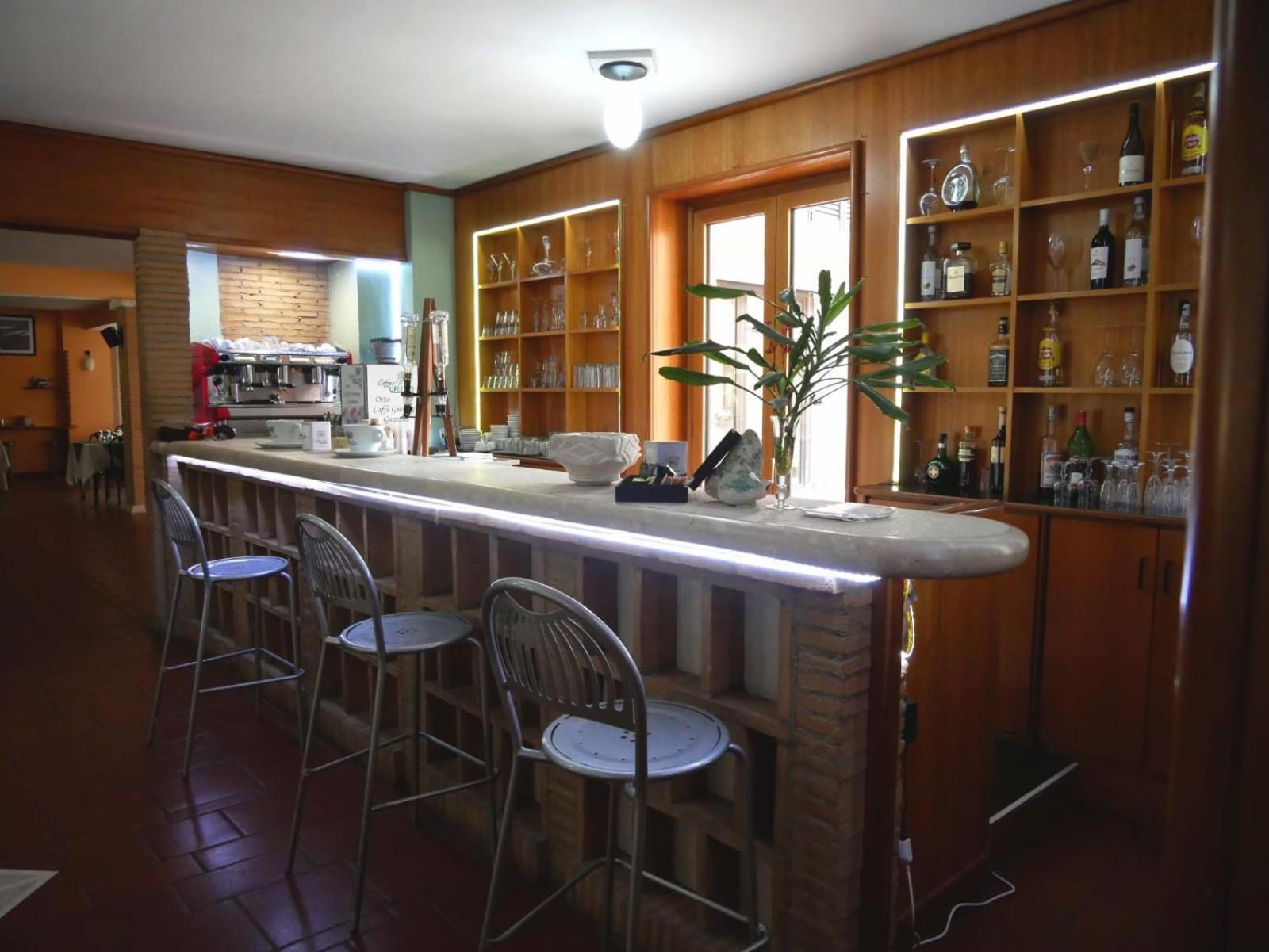Lh Albergo Il Picchio เปสกัสเซโรลี ภายนอก รูปภาพ